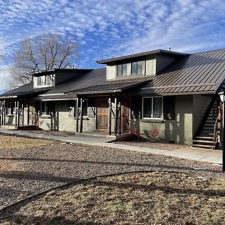 The Spruce Lodge
